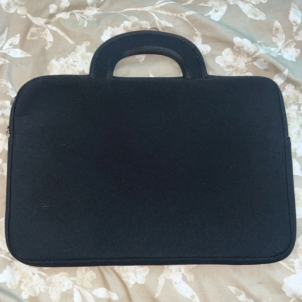 amCase Chromebook Case Neoprene Travel Sleeve with Handle-Black